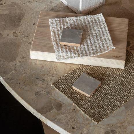 Androgyne Dining Table Round