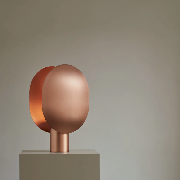Clam Table Lamp