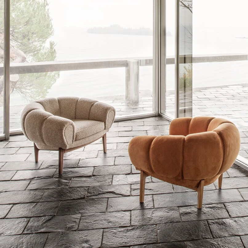 Croissant Lounge Chair