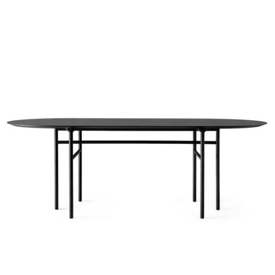 Snaregade Dining Table