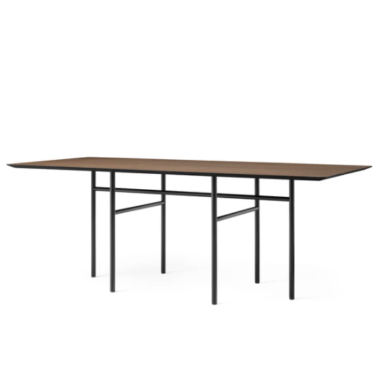 Snaregade Dining Table