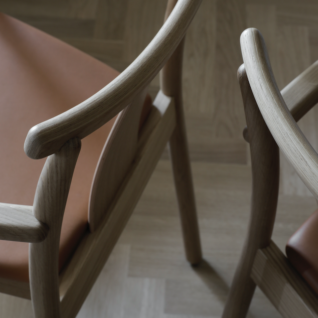 Merkur Dining Chair W / Armrests