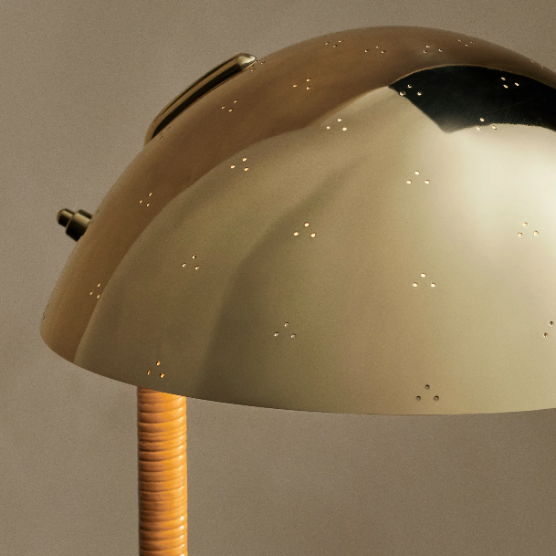 9209 Table Lamp